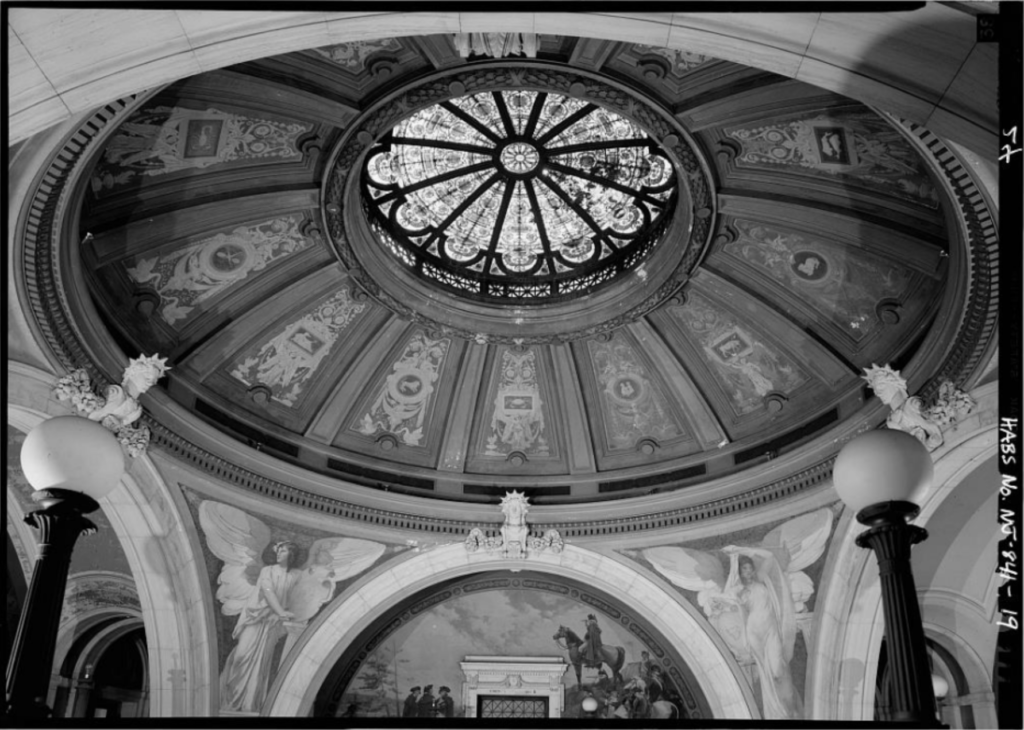 March 1979 view of the rotunda and fourth floor pendentives and lunette, before restoration.