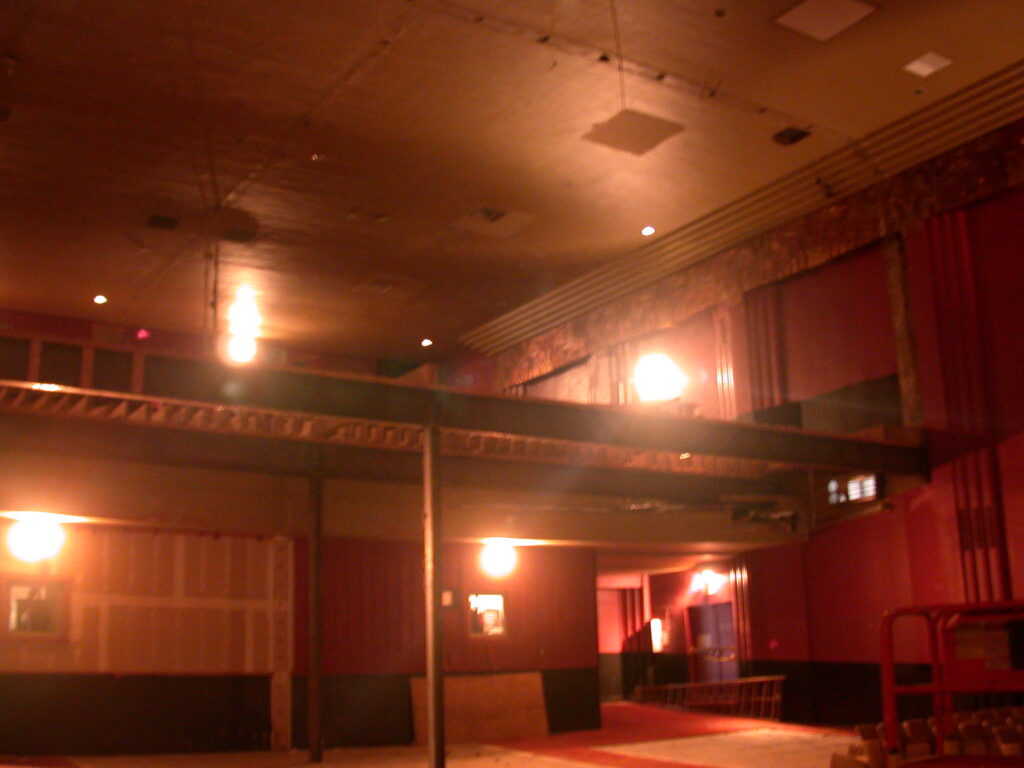 Cascade Theatre, Before Treatment