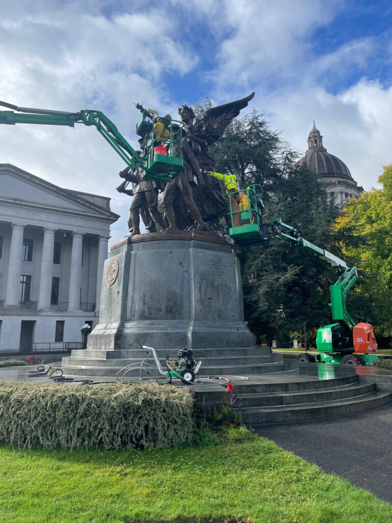 Washington State Capitol, Winged Victory, During Treatment
