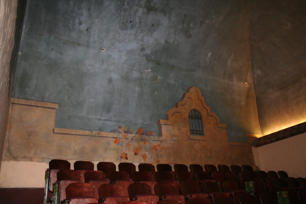 7th Street Theatre, Auditorium Conservation, Before
